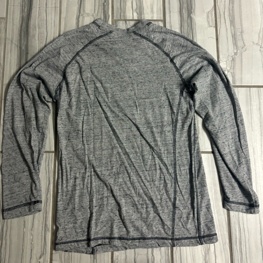 Grey tshirt - Picture 3 of 3